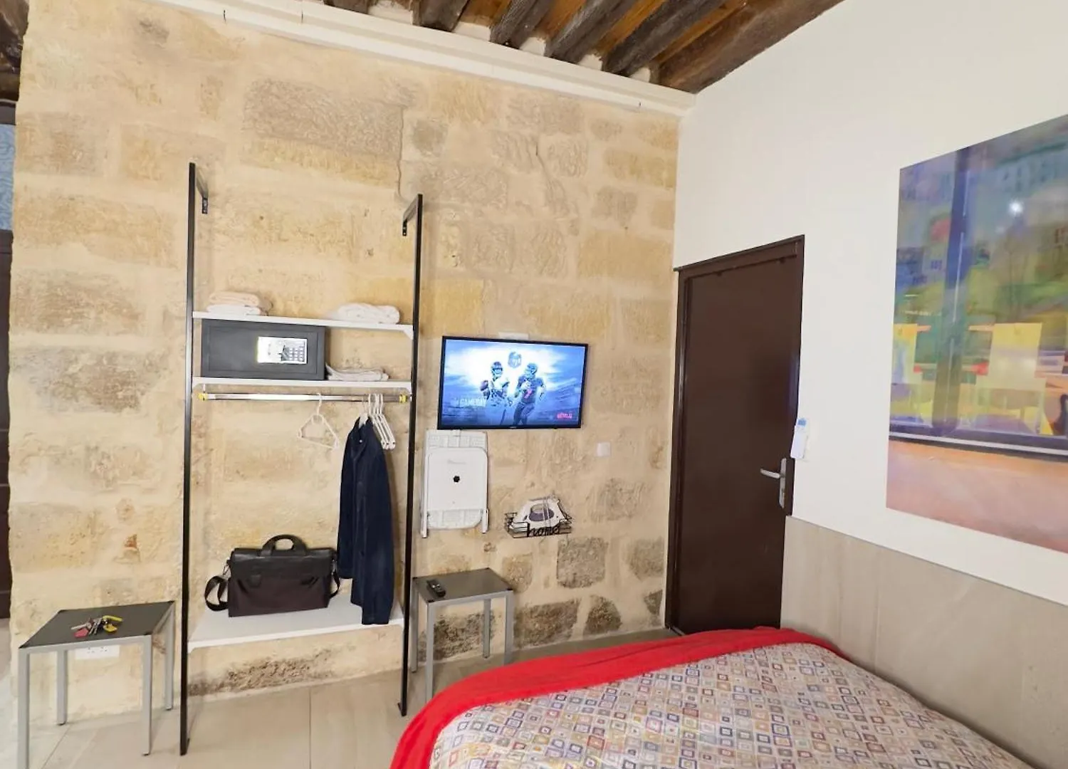 Charles V Flat Ground Floor Apartment Paris France